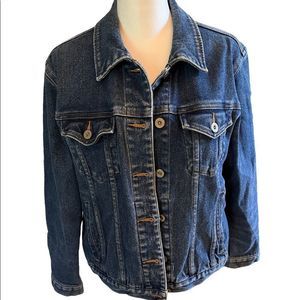 Eddie Bauer Jean jacket with pockets
